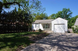 737 S Bluff St, Wichita, KS 67218