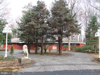 3911 W Shore Dr, Edgewater, MD 21037