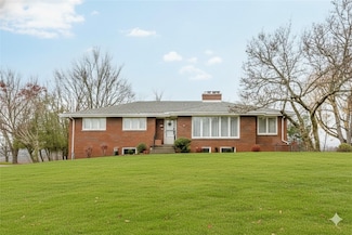 118 Clearview Dr, Canonsburg, PA 15317