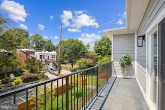 2236 40th St NW Unit 5, Washington, DC 20007