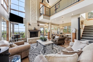 13801 Lake View Dr, Austin, TX 78732