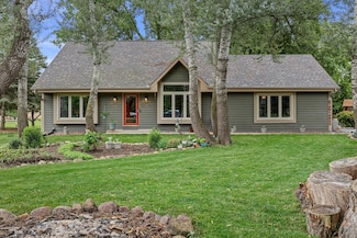 S74W14933 Woods Rd, Muskego, WI 53150