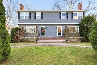 14 Wiggin Ave, Dedham, MA 02026