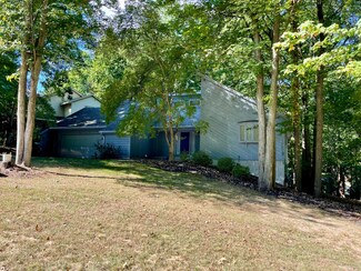 1837 Chateau Dr SW, Wyoming, MI 49519