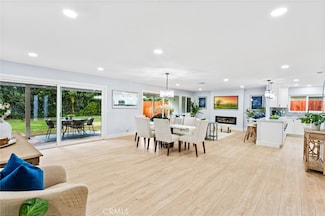 1201 E Fairway Dr, Orange, CA 92866