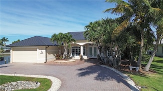 2501 SE 19th Place, Cape Coral, FL 33904