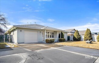 465 N 7th E, Mountain Home, ID 83647