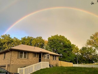 4317 NW R D Mize Rd, Blue Springs, MO 64015