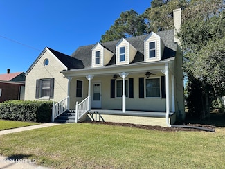 107 Elm St, Columbia, NC 27925