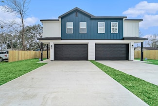 6425 Anderson Rd Unit B, Houston, TX 77085