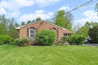 8340 Vicksburg Dr, Cincinnati, OH 45249