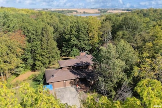 8039 Hazel Rd, Morrison, IL 61270