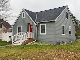 405 1st St, Sandstone, MN 55072