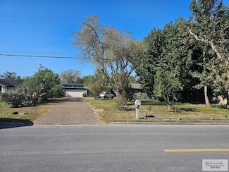 135 Poinciana Dr, Brownsville, TX 78521