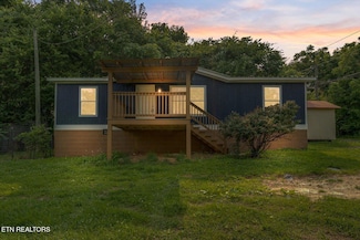 135 Mount View Rd, Sweetwater, TN 37874