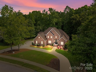 130 Churchill Dr, Salisbury, NC 28144