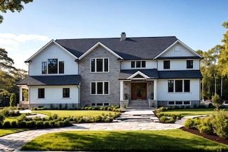 14 Yellow Brick Rd, Fort Salonga, NY 11768