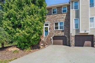 128 Spring Run Dr, Monroeville, PA 15146