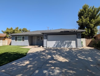 607 E Pondera St, Lancaster, CA 93535