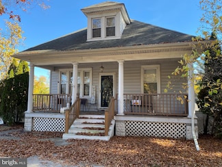 105 Pine St, Mount Holly, NJ 08060