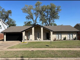7711 E 53rd St, Tulsa, OK 74145