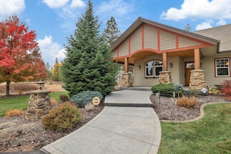 2215 E Red Barn Ln, Spangle, WA 99031