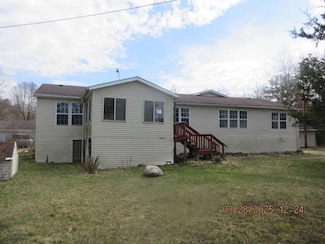 34637 76th St, Covert, MI 49043