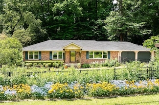 1652 Oak Grove Rd, Decatur, GA 30033