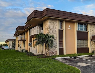 7711 SW 56th St Unit 205A, Miami, FL 33155