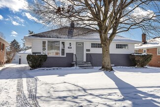 15604 Shirley Ave, Maple Heights, OH 44137