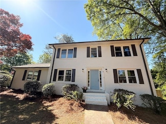 563 Hillandale Cir SW, Marietta, GA 30064