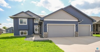 601 Brannon Dr, Harrisburg, SD 57032