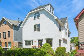 1037 Dodge Ave, Evanston, IL 60202