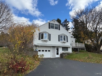 417 W Manchester Rd, Syracuse, NY 13219