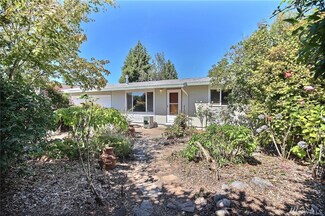 2220 S 252nd St, Kent, WA 98032
