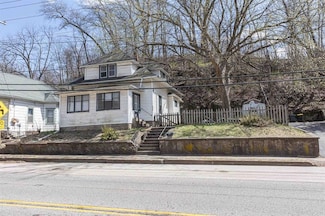 324 Wisconsin Ave, East Dubuque, IL 61025