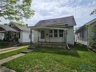 1745 Stahlwood Ave, Toledo, OH 43613