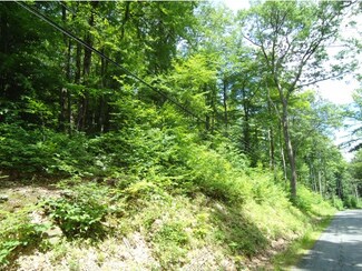 942 Mason Rd, Wilton, NH 03086