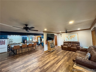 4714 Ponderosa Dr, Stover, MO 65078