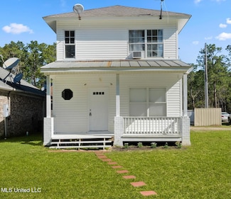 6154 E Quitman St, Bay Saint Louis, MS 39520
