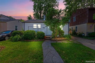 11228 Hudson Ave, Warren, MI 48089