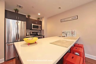 185 York St Unit 4B, Brooklyn, NY 11201