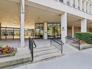 1401 E 55th St Unit 604N, Chicago, IL 60615