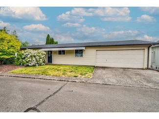 935 Genie St SE, Salem, OR 97306