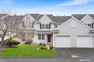 5003 Heartwood Ln, Danbury, CT 06811