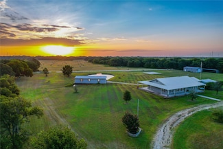 1522 Lcr 177, Hubbard, TX 76648