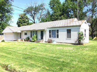 307 E Jefferson St, Martinsburg, MO 65264