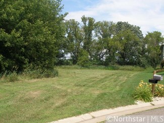 1625 Friesland Cir, Baldwin, WI 54002