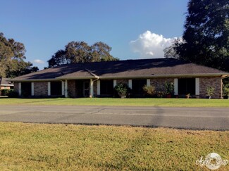 325 W 14th St, Crowley, LA 70526