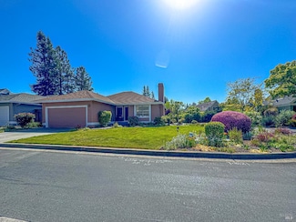 2303 Sierra Creek Cir, Santa Rosa, CA 95405